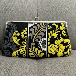 Vera Bradley wallet with clasp. Great condition!